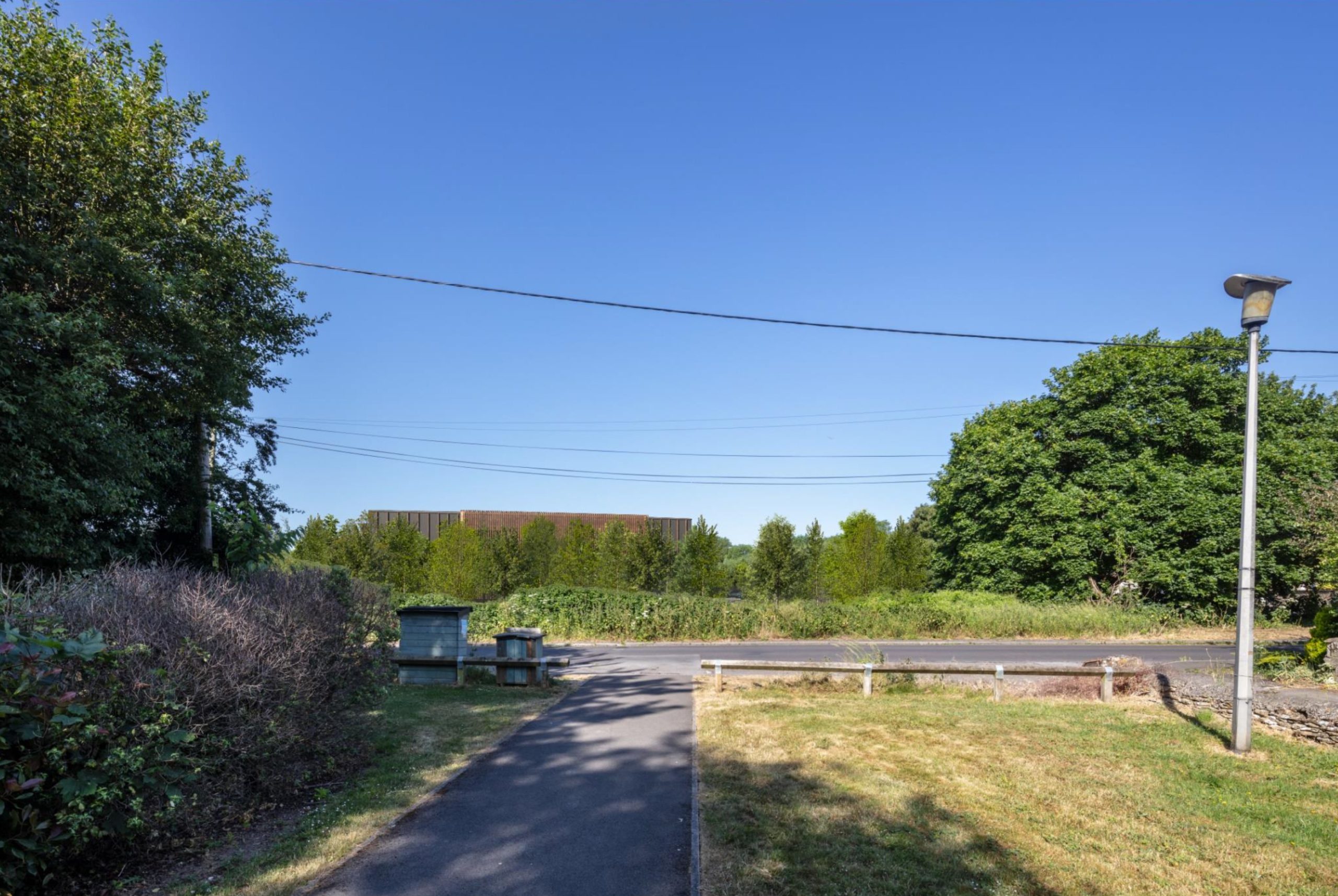 3. Page 3 Main Image